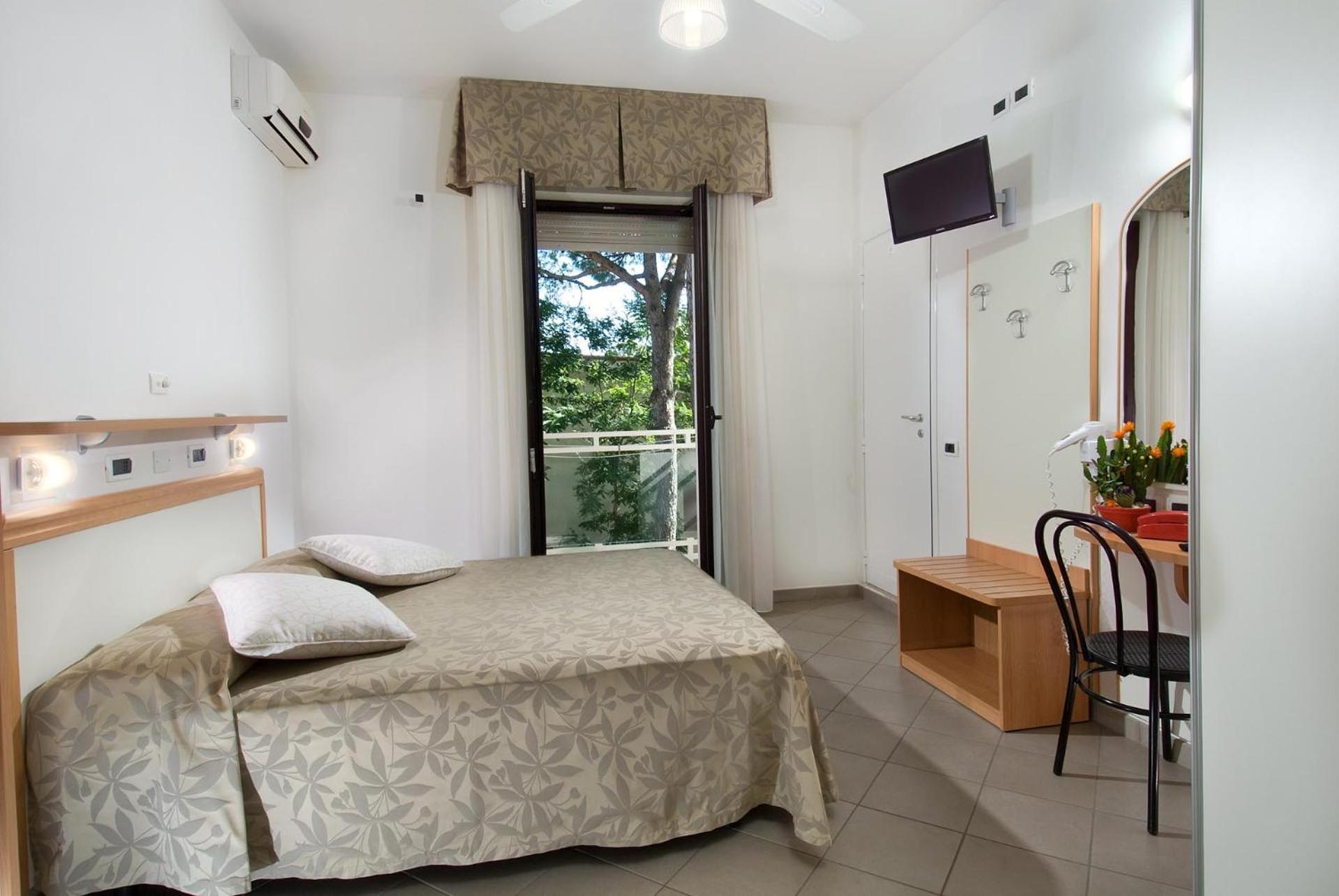 Hotel Trieste Cervia Kültér fotó
